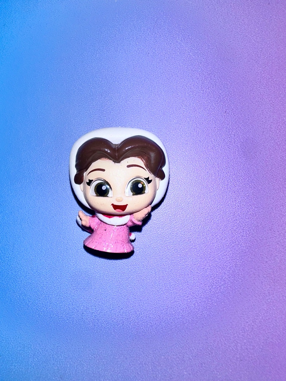 belle (beauty & the beast) — disney doorables: series 12